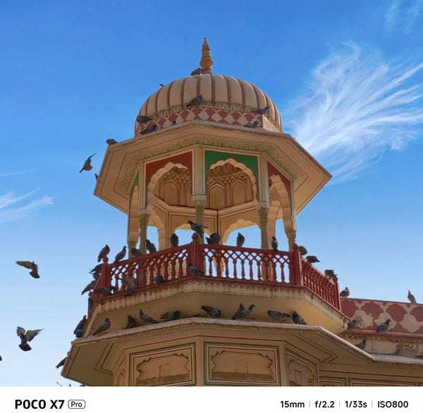 Daylight architectural camera sample captured on POCO X7 Pro 5G